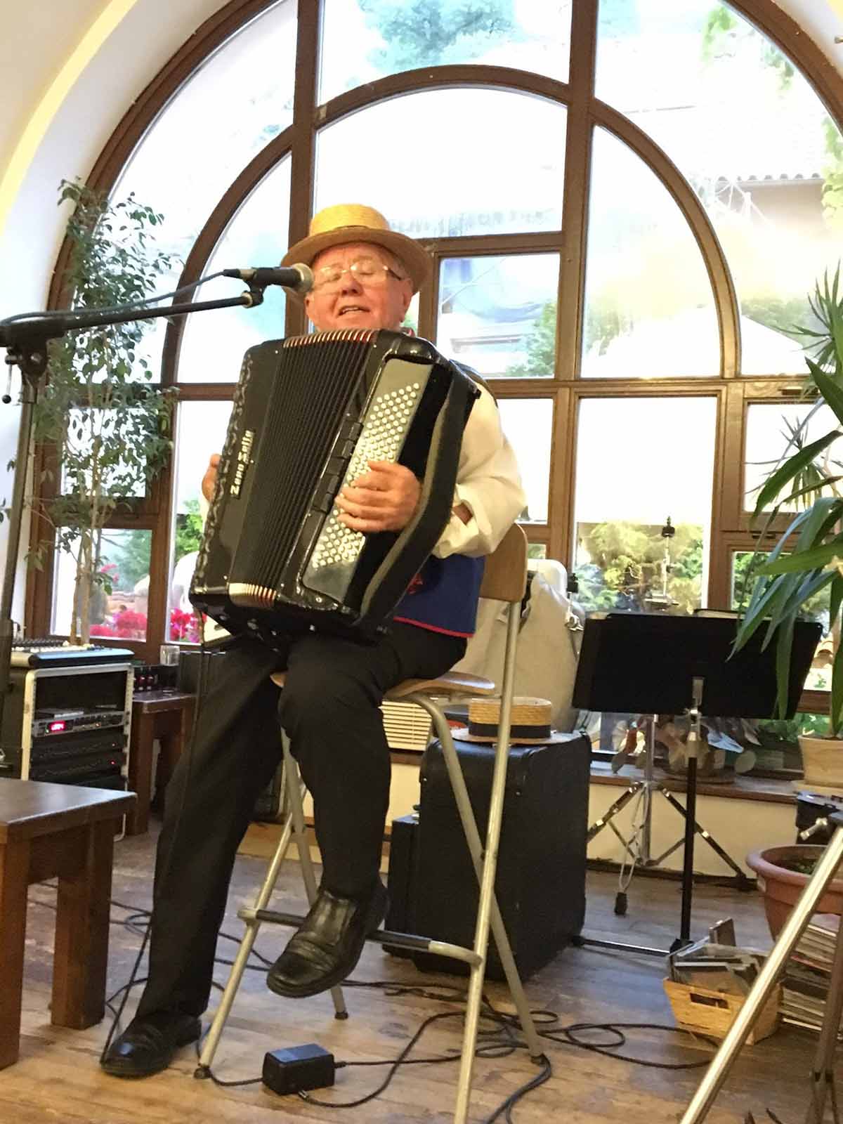 Accordeonist at a Prague conference for Charles University