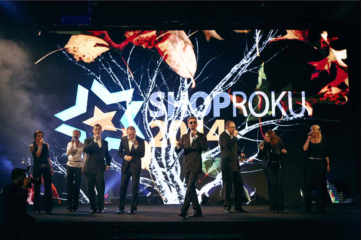 Professional music show organized by Maxin PRAGUE at annual conference with award ceremony