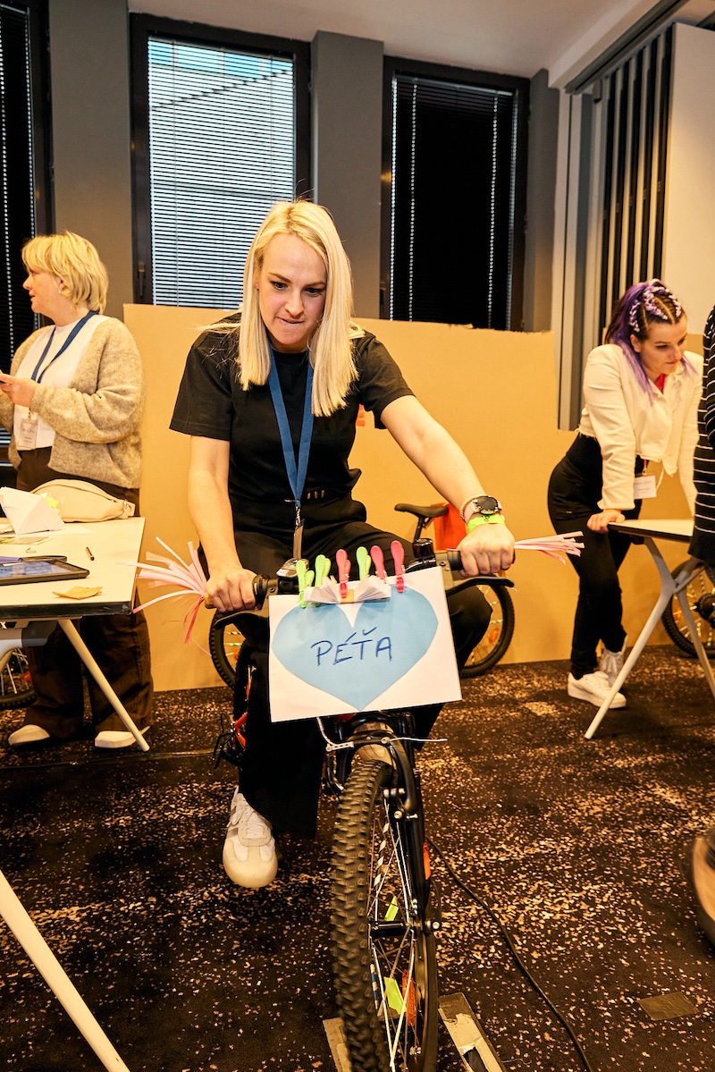 Building a dream CSR Teambuilding Building a dream CSR Teambuilding